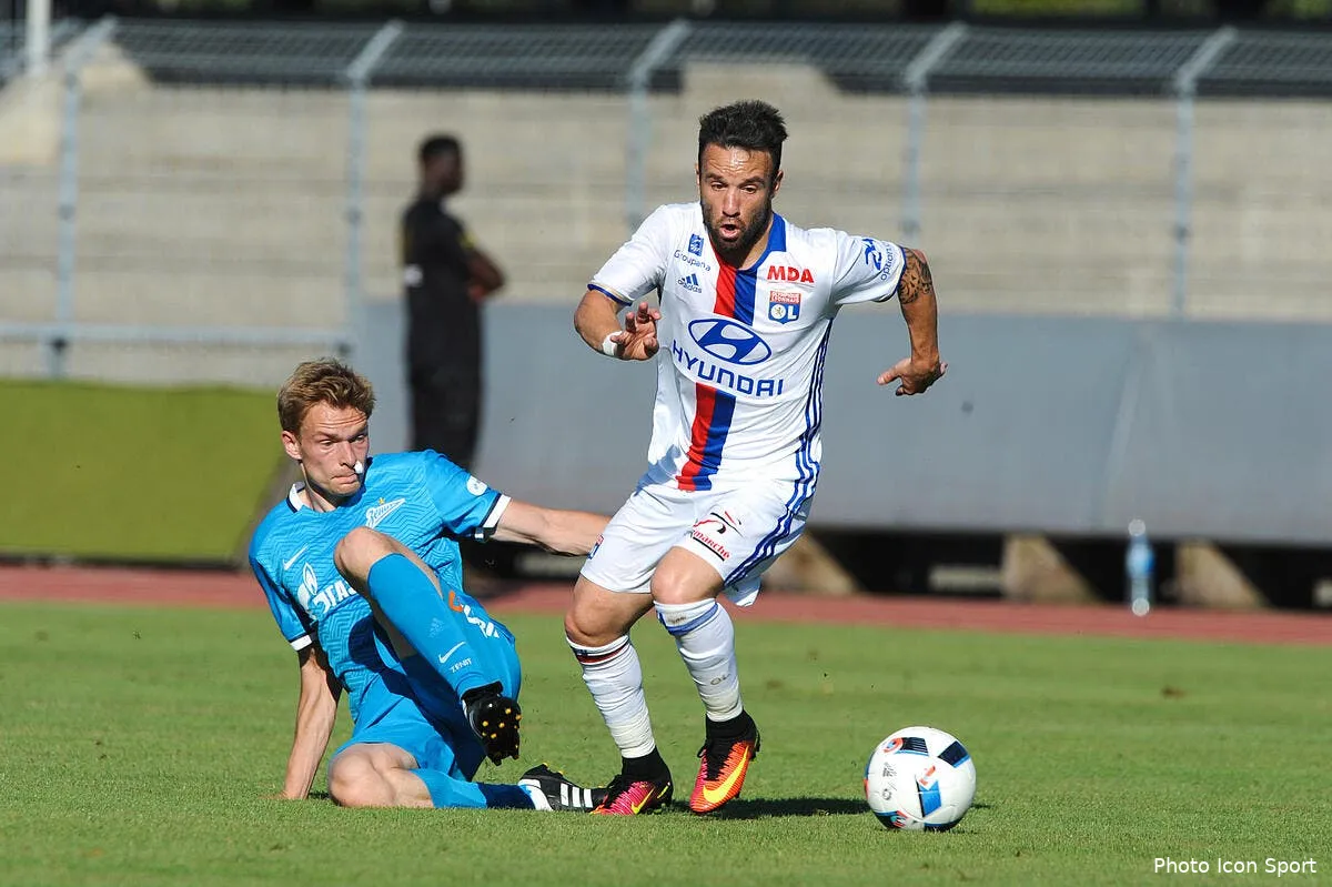 ol valbuena a fenerbahce le hasard fait bien les choses iconsport jpt 090716 01 14148524