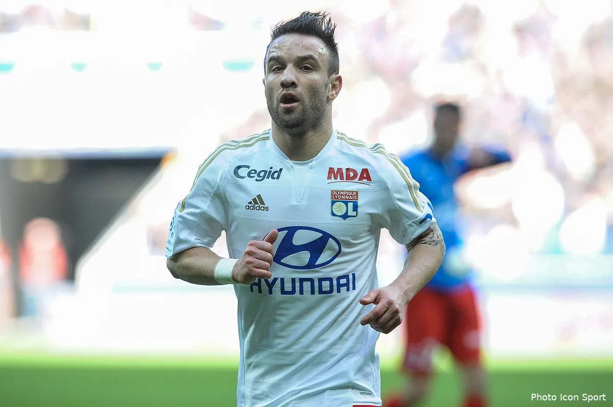 ol valbuena a un beau contrat et il le sait iconsport jpt 140216 100 23148362