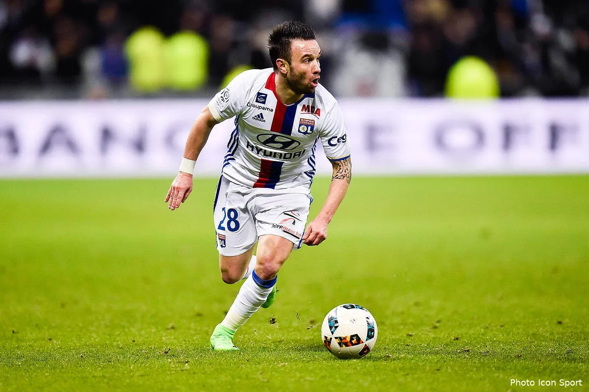 ol valbuena annule un jour de repos pour travailler iconsport laf 080217 93 31172850