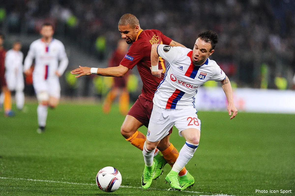 ol valbuena le dit haut et fort c est enorme iconsport ipp 160317 05 06173966