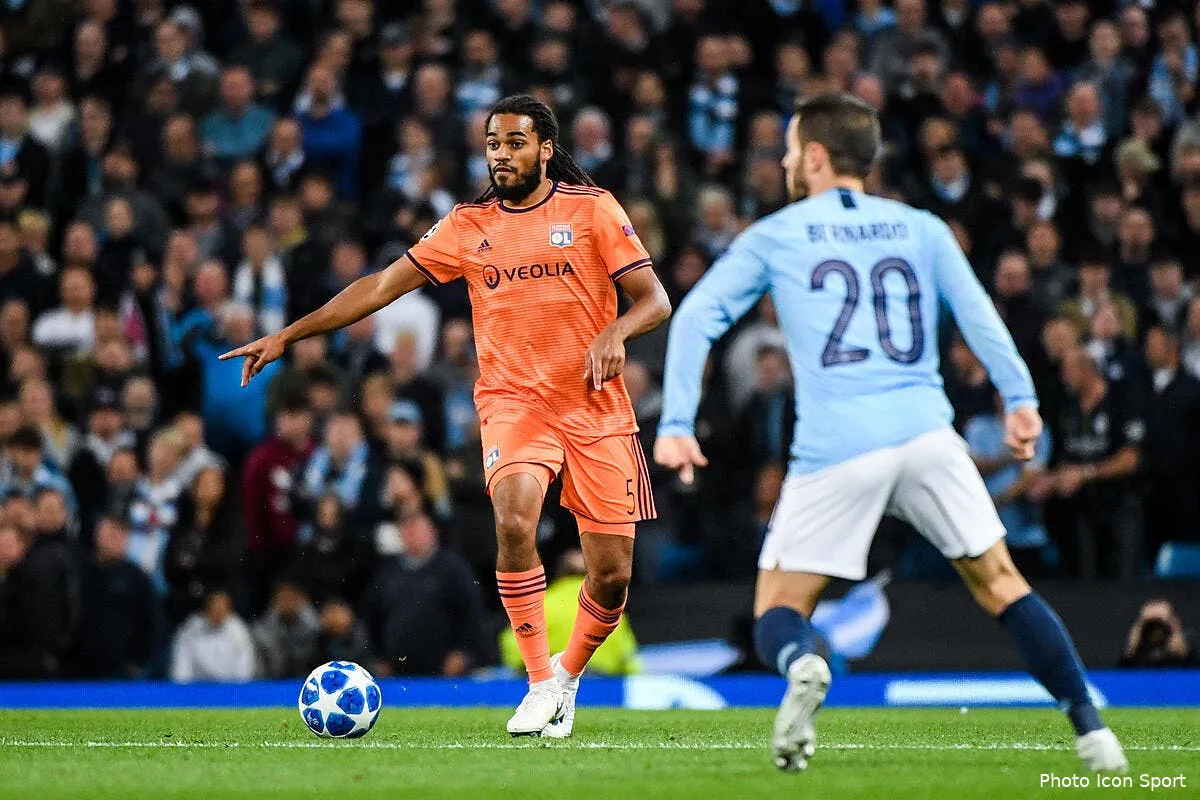 ol zero pression denayer a un plan anti manchester city icon dib190818 14 86237309