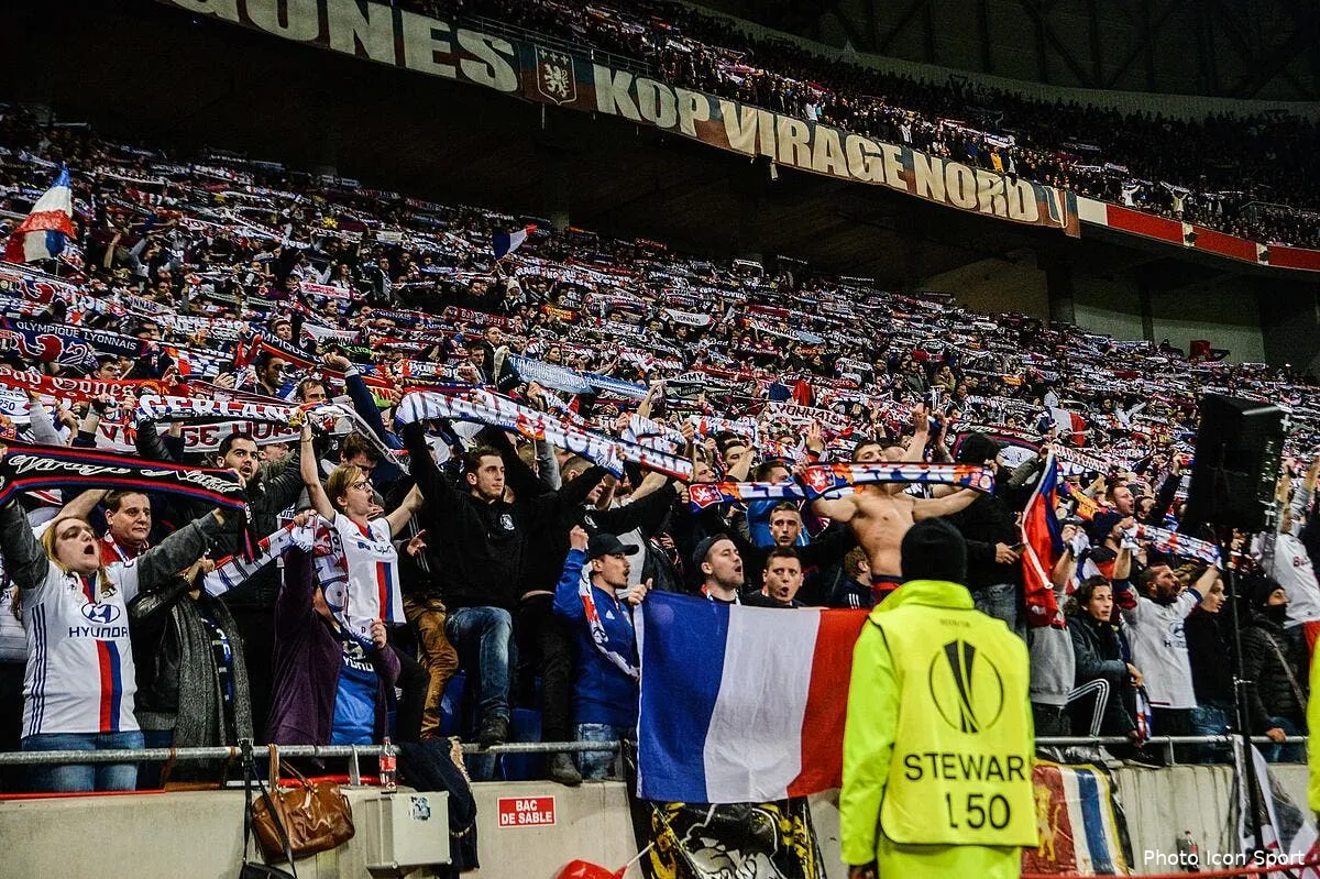 ol zero supporter a istanbul lyon s explique iconsport dib 090317 10 60175074