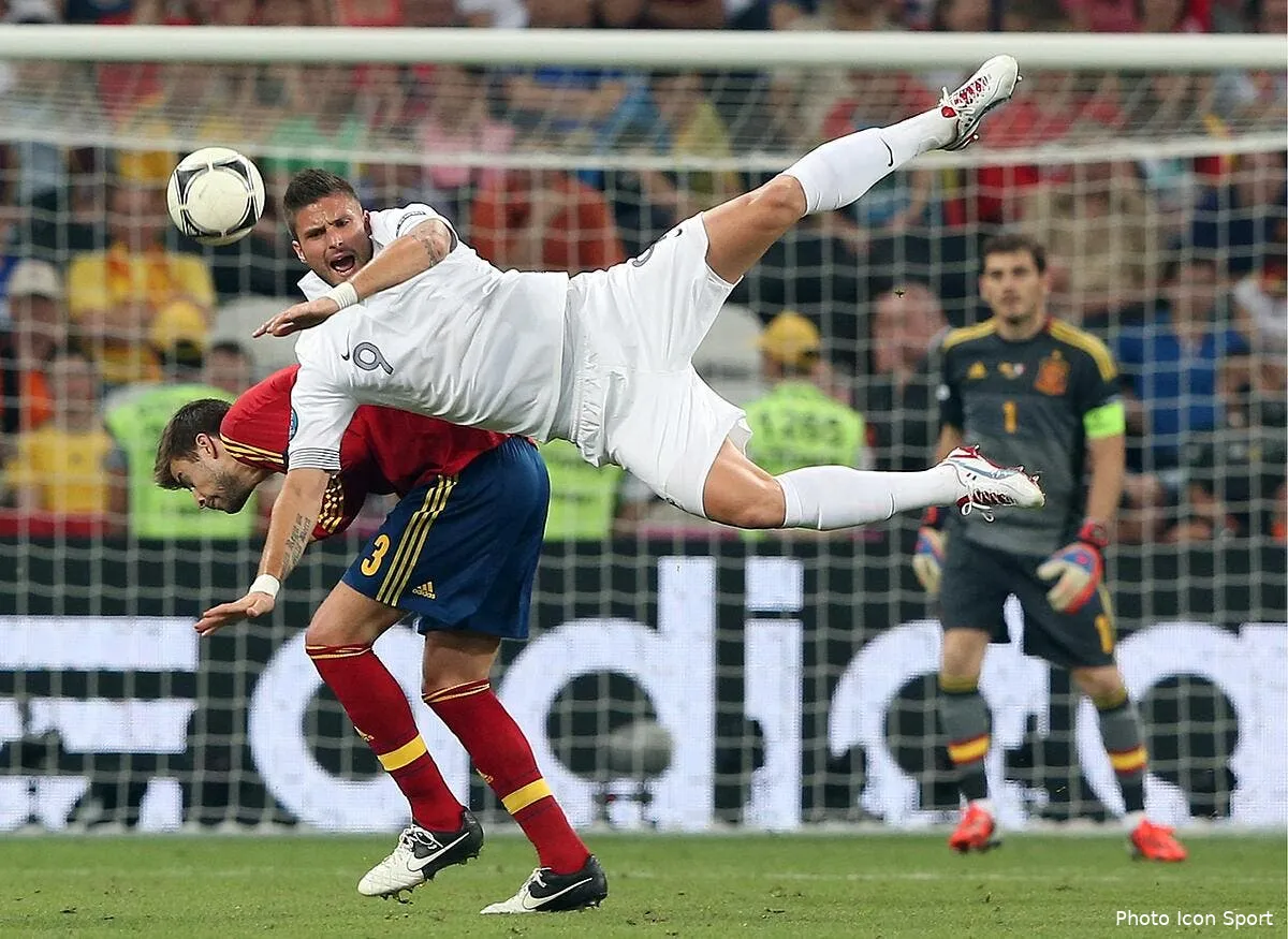 olivier giroud signe ce mardi a arsenal iconsport pho 230612 66 0936618