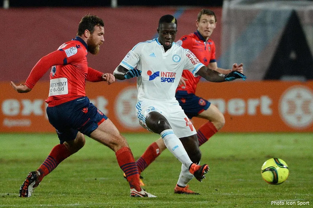 om 15 me dans les caisses grace a benjamin mendy iconsport val 090316 05 14146638