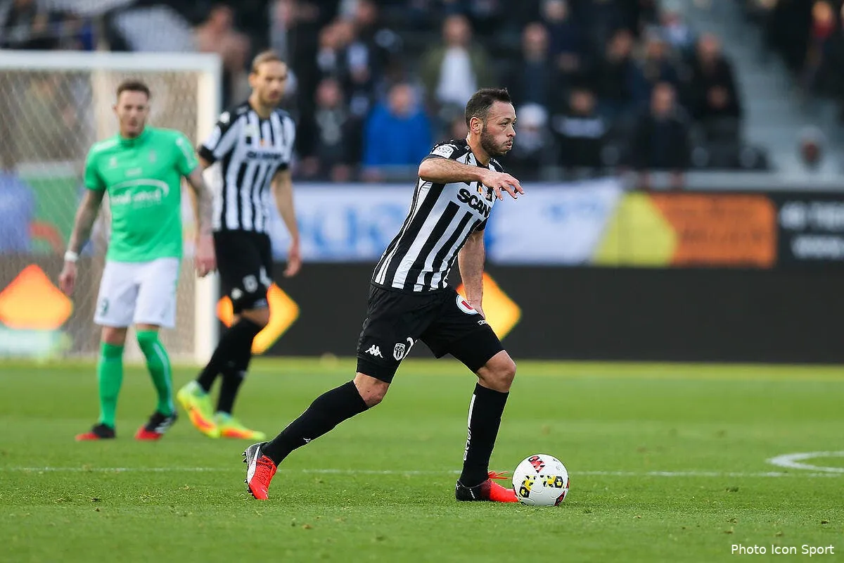 om angers s en debarrasse marseille veut le recuperer saihi190929