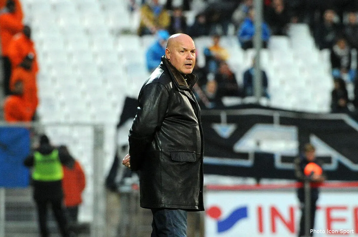 om anigo donne ses conseils aux joueurs pour eviter les agressions iconsport pet 080214 05 13161540