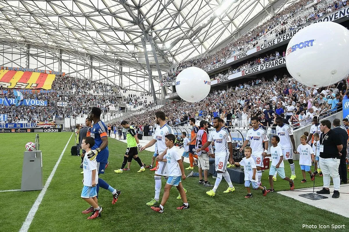 om asse un record des grands soirs au velodrome iconsport por 170814 01 1893303