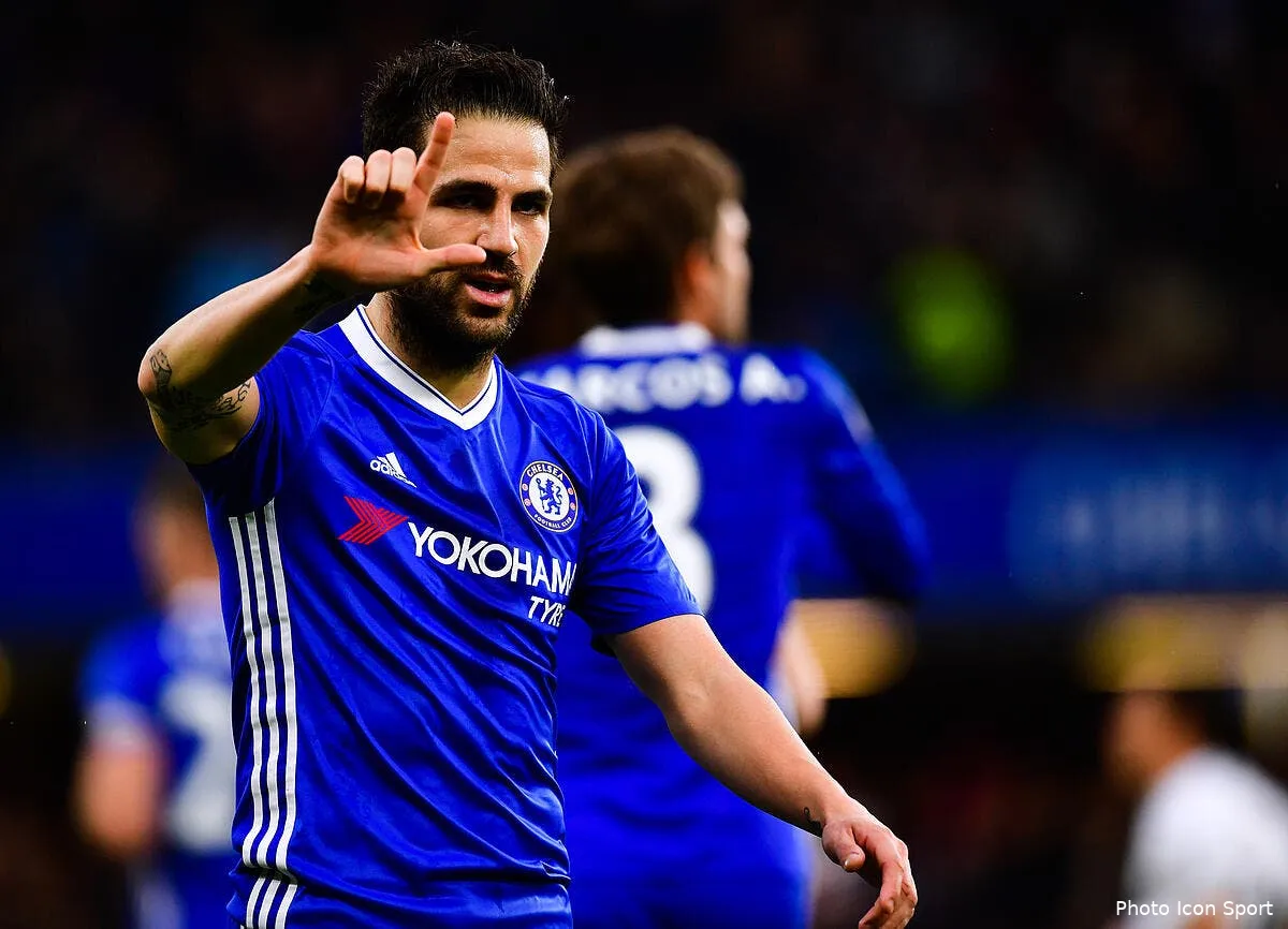om au placard a chelsea fabregas se fait draguer par l om iconsport 30261016178452