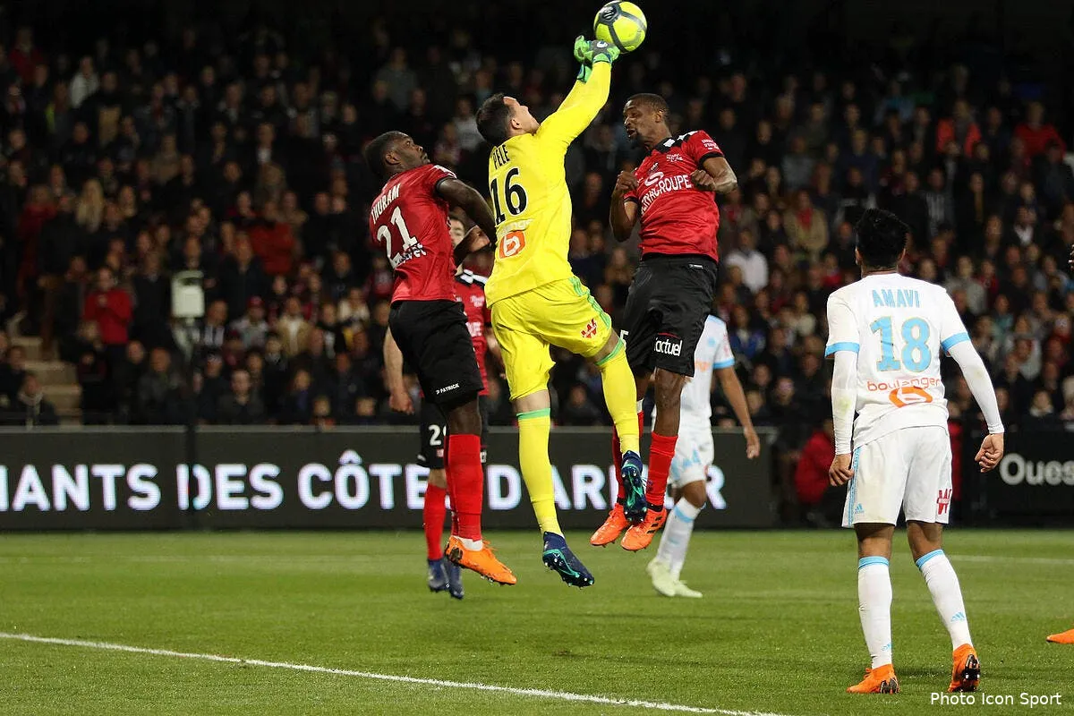 om aucun cadeau pour pele il pourrait prendre la porte au mercato iconsport icon lem 110518 63 108220657