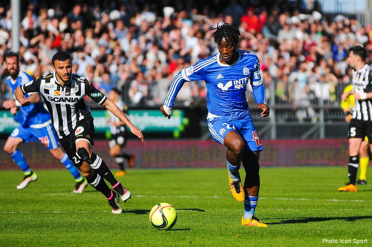 om avec batshuayi west ham commence a se montrer pressant iconsport leb 010516 88 04141980