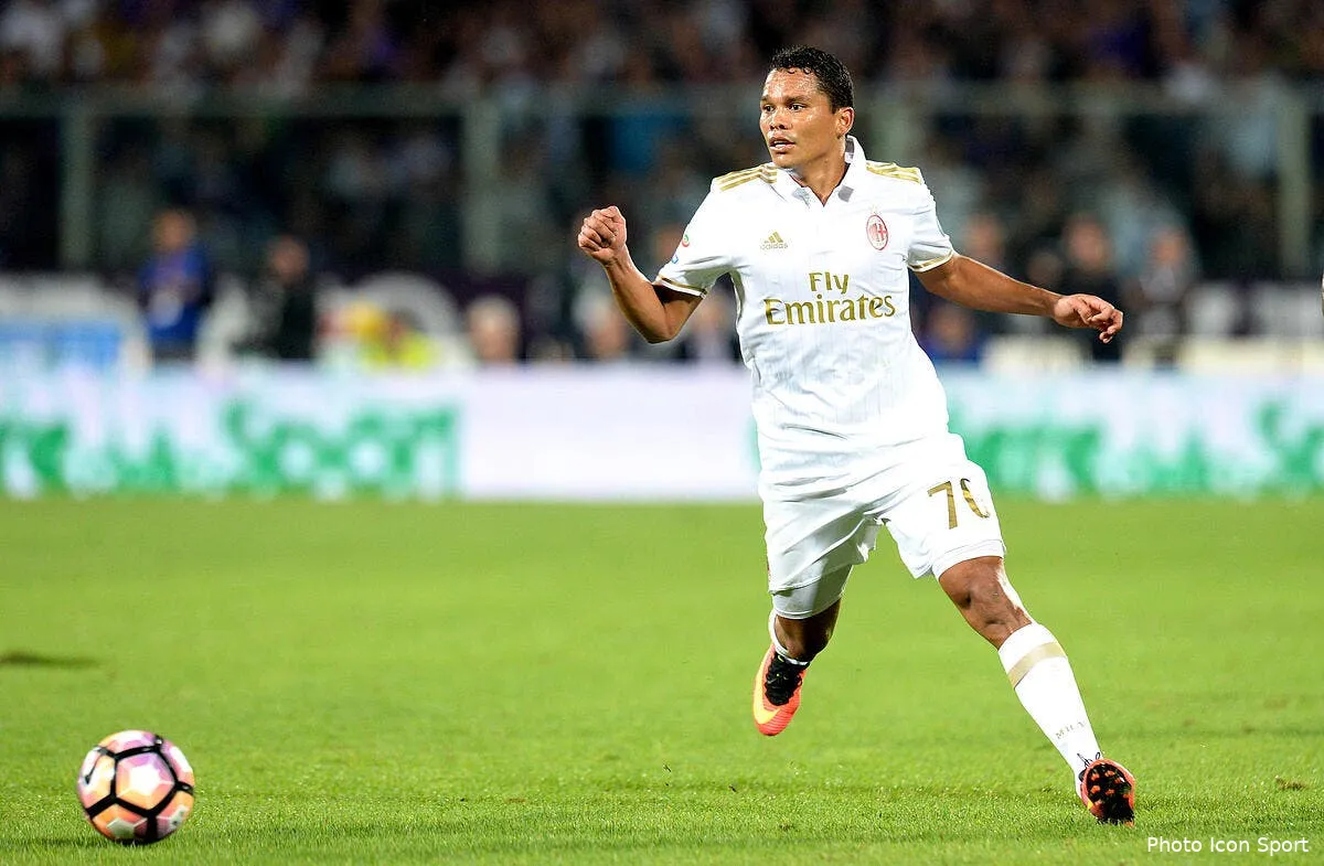 om bacca veut venir a l om qui reve toujours de giroud iconsport ipp 250916 08 05185275