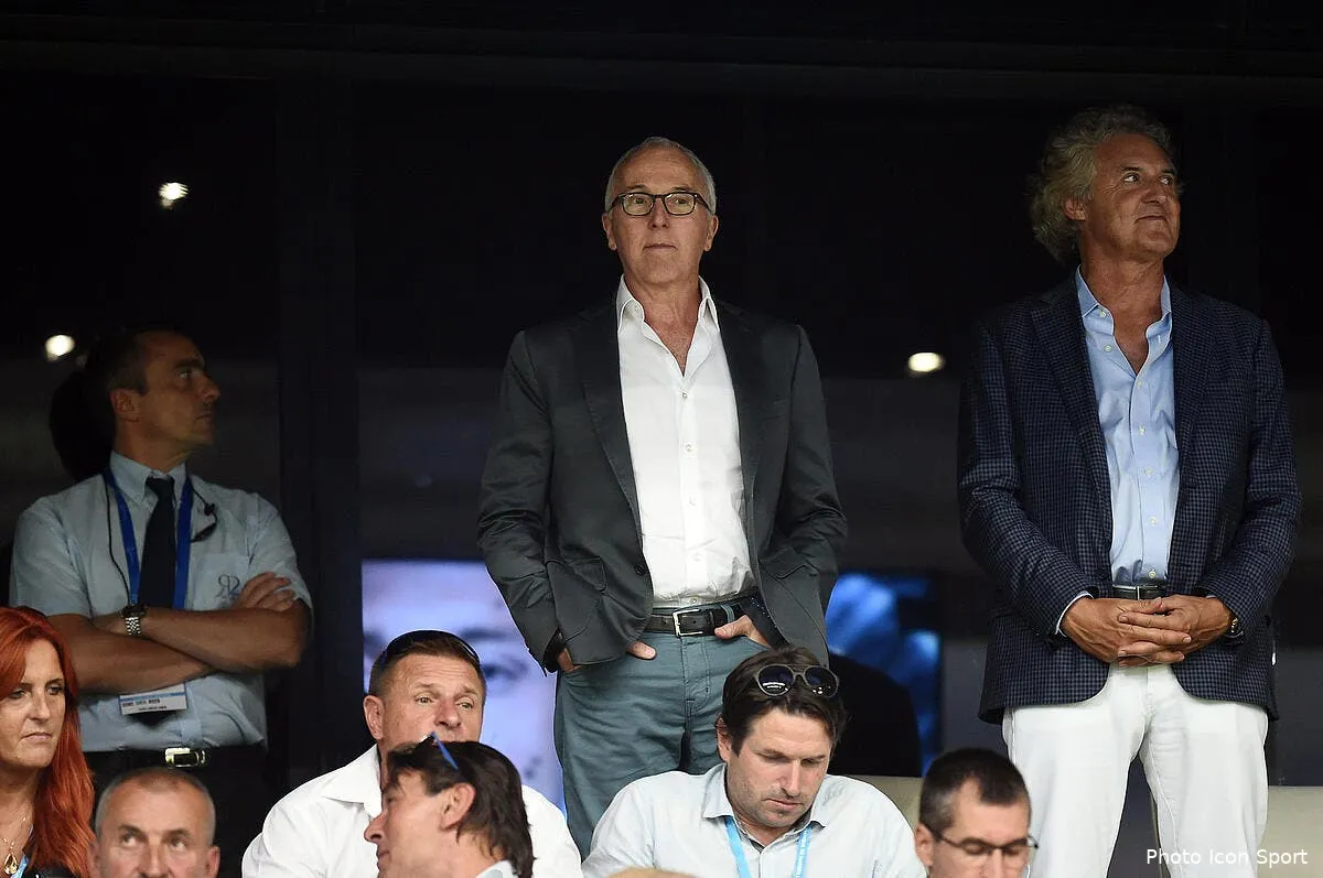 om banderoles fumigenes les supporters tapent fort iconsport icon dim 240817 05 18193319