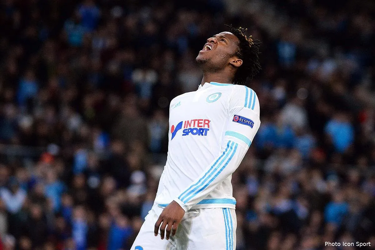 om batshuayi agace par la sortie cash de passi iconsport pet 180216 05 10142894