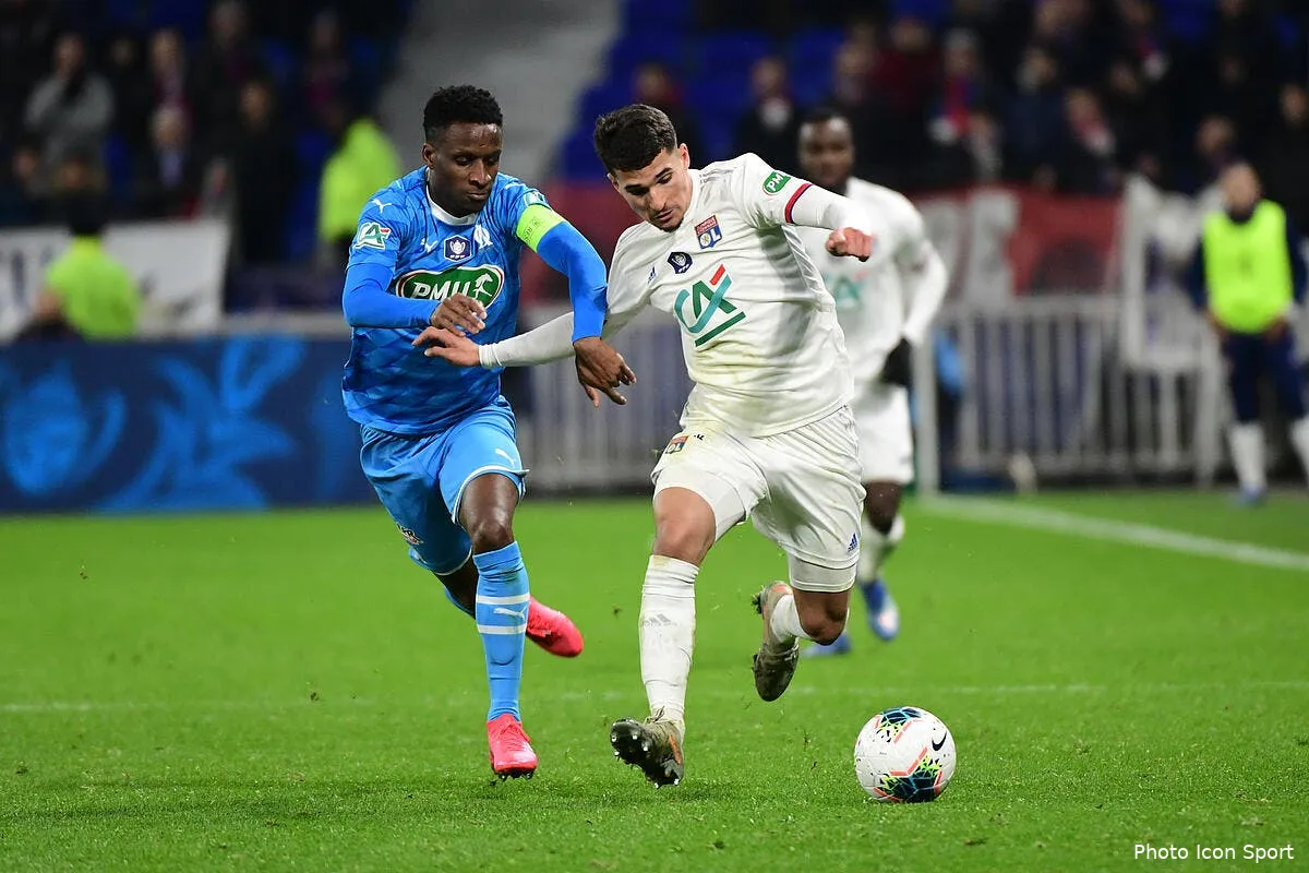 om bouna sarr a 2 me d un depart en angleterre icon winter 12022020119417281817