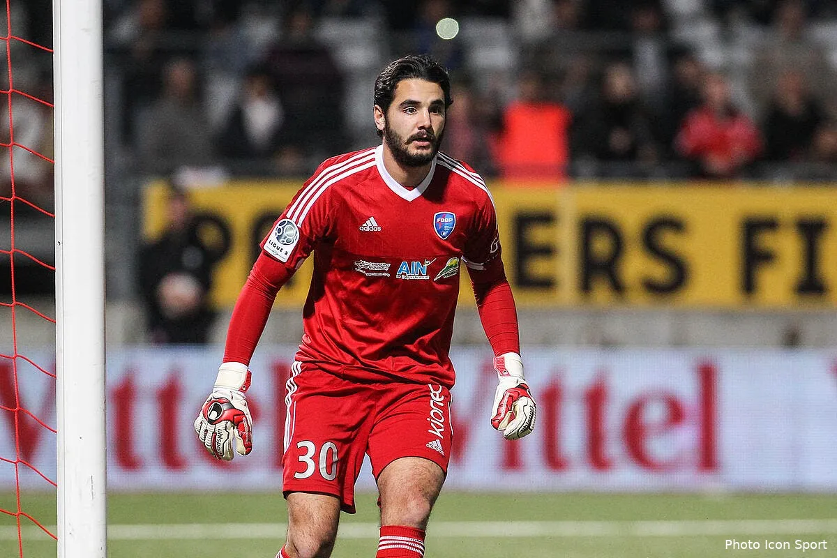 om bourg en bresse confirme le nouveau pret de fabri iconsport mrv 231015 10 36149312