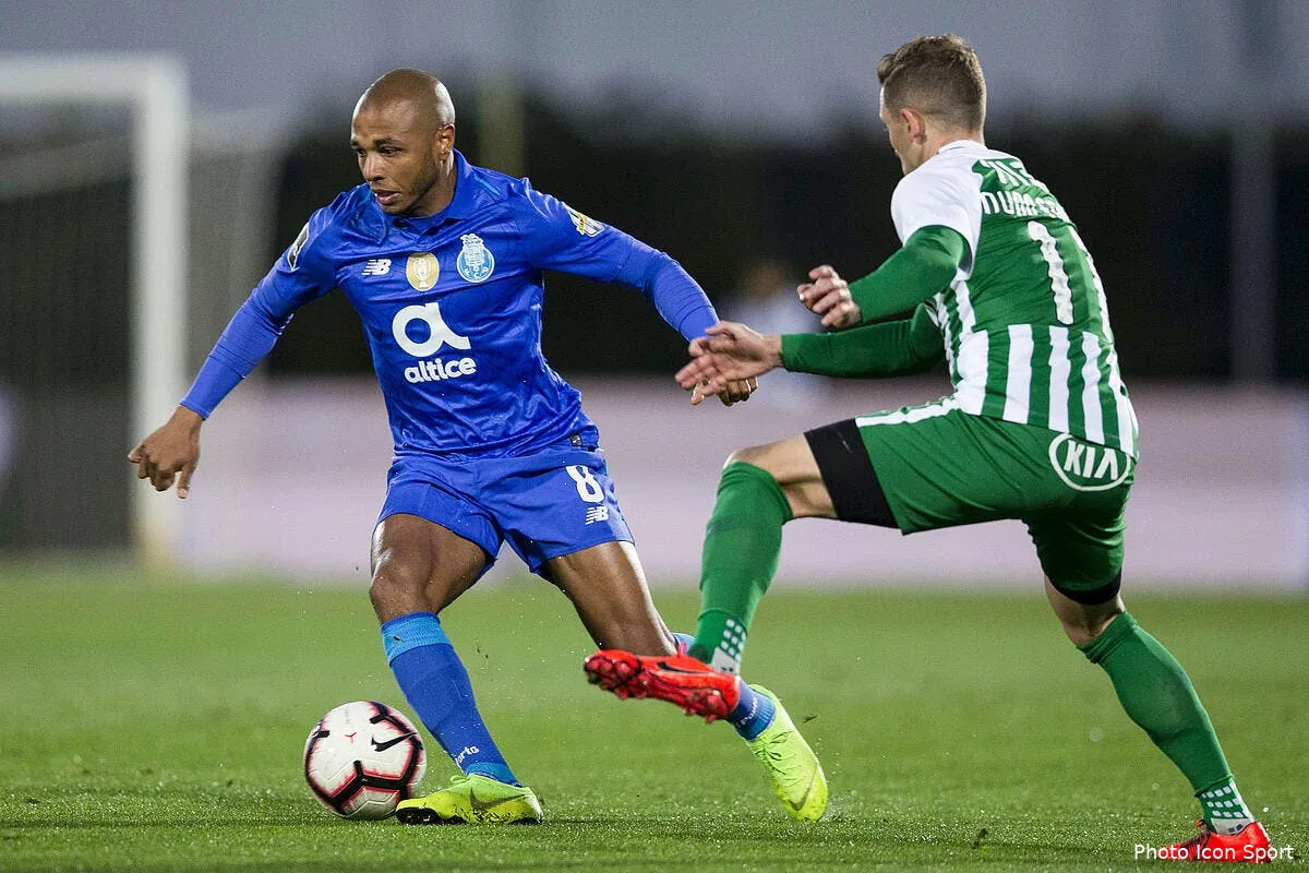 om brahimi pour 0 euro marseille veut rafler la mise icon glo 260419 04 16252591