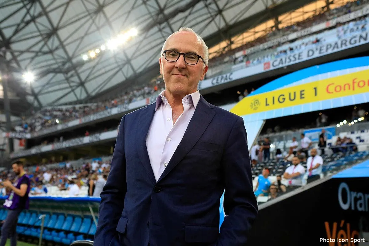 om c est une arnaque dugarry flingue le projet mccourt icon ruo 100818 40 71234783