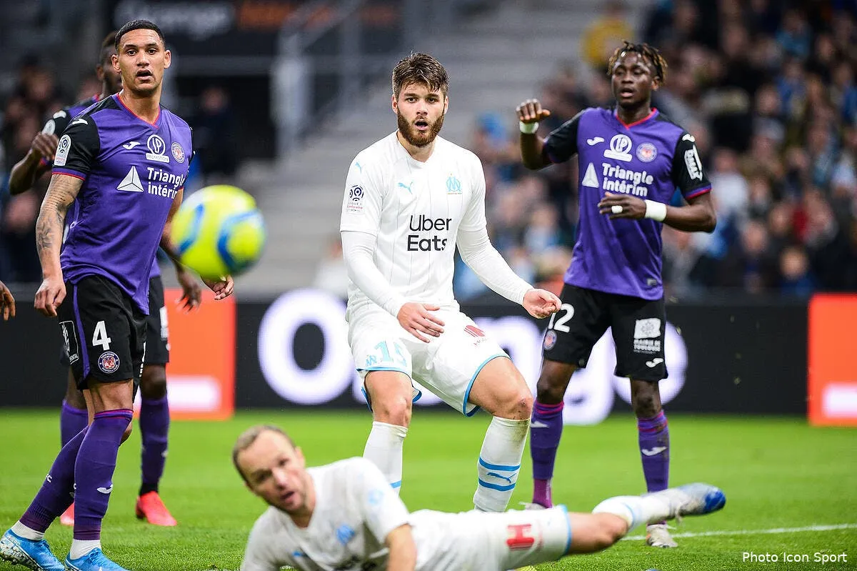 om caleta car vendu au rabais par marseille icon bap 080220 93 060281795