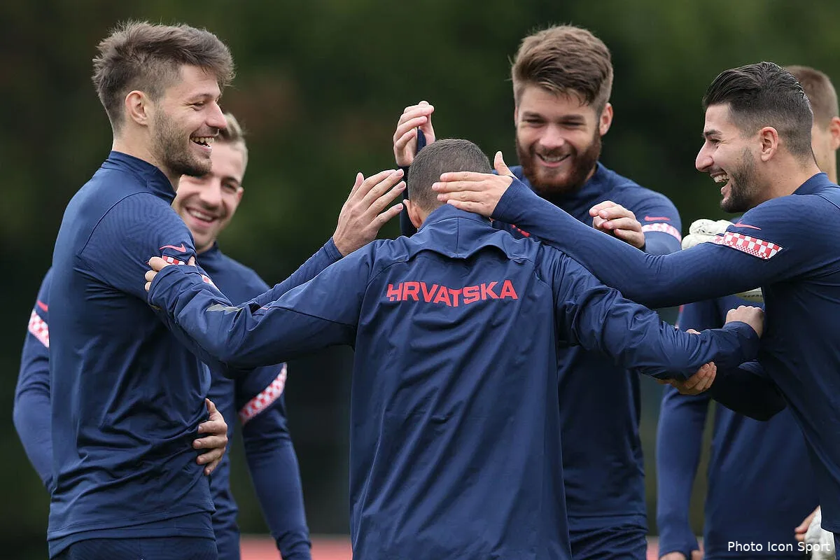 om caleta car vendu une fortune en angleterre eyraud jubile icon pxl 121020 30464904296701