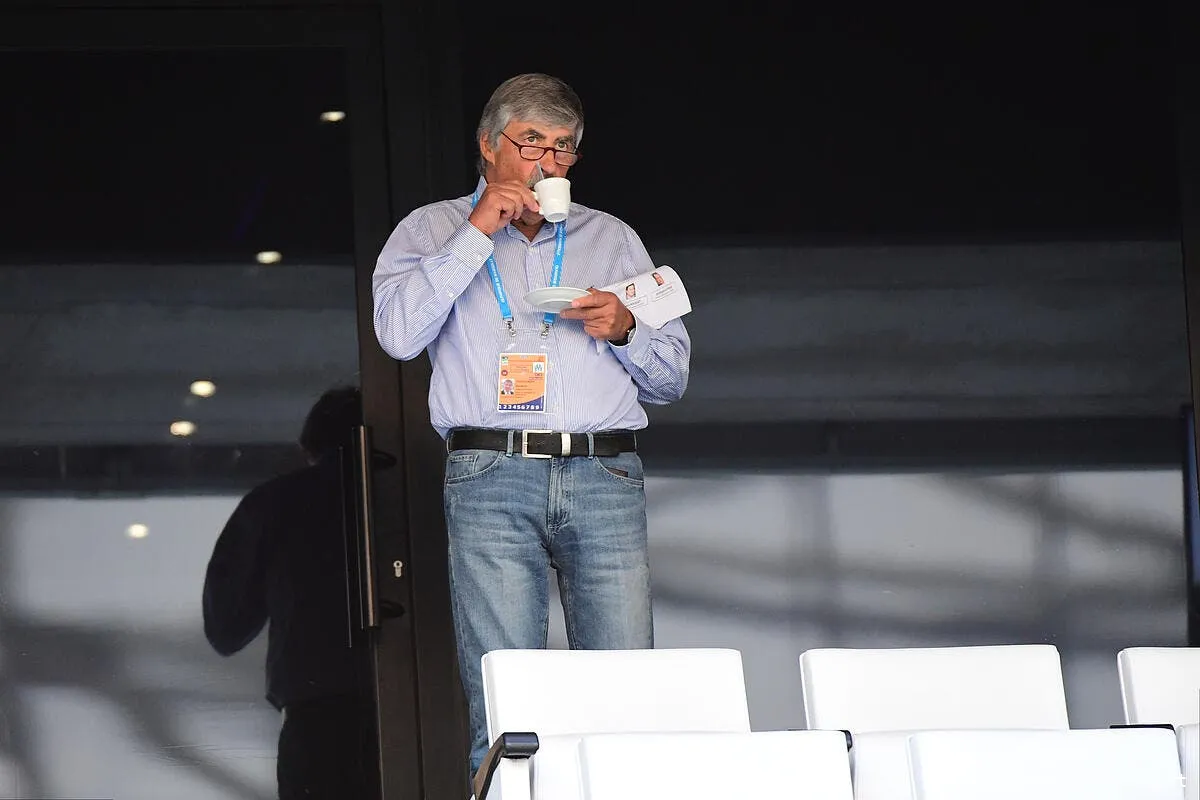 om ciccolunghi s enerve et dement que l om est une usine a gaz iconsport win 260816 01 9704153128