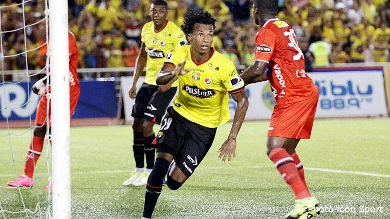 om convoite par marseille un equatorien ouvre grand la porte dario aimar183517