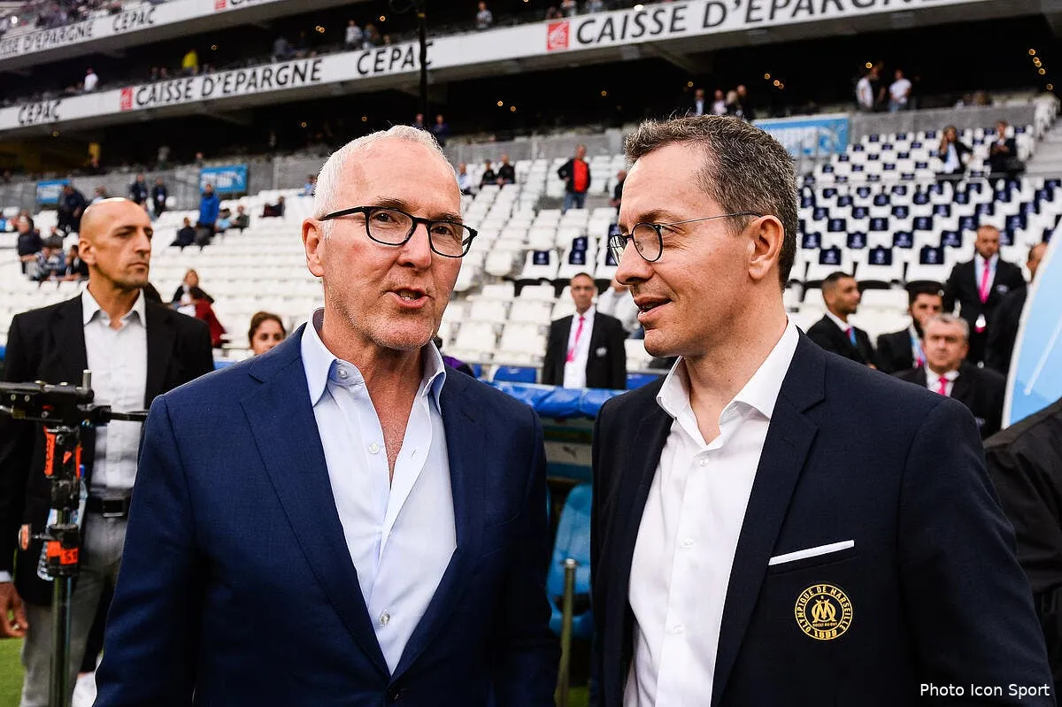 om coup de tonnerre frank mccourt songe a vendre le club icon bap 240519 93 05262713