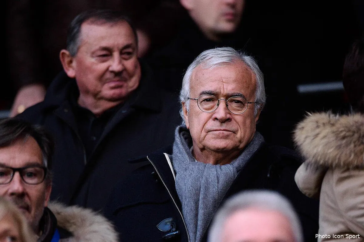 om dassier livre son sentiment sur la vente et ca pique iconsport nlg 221115 17 123152566