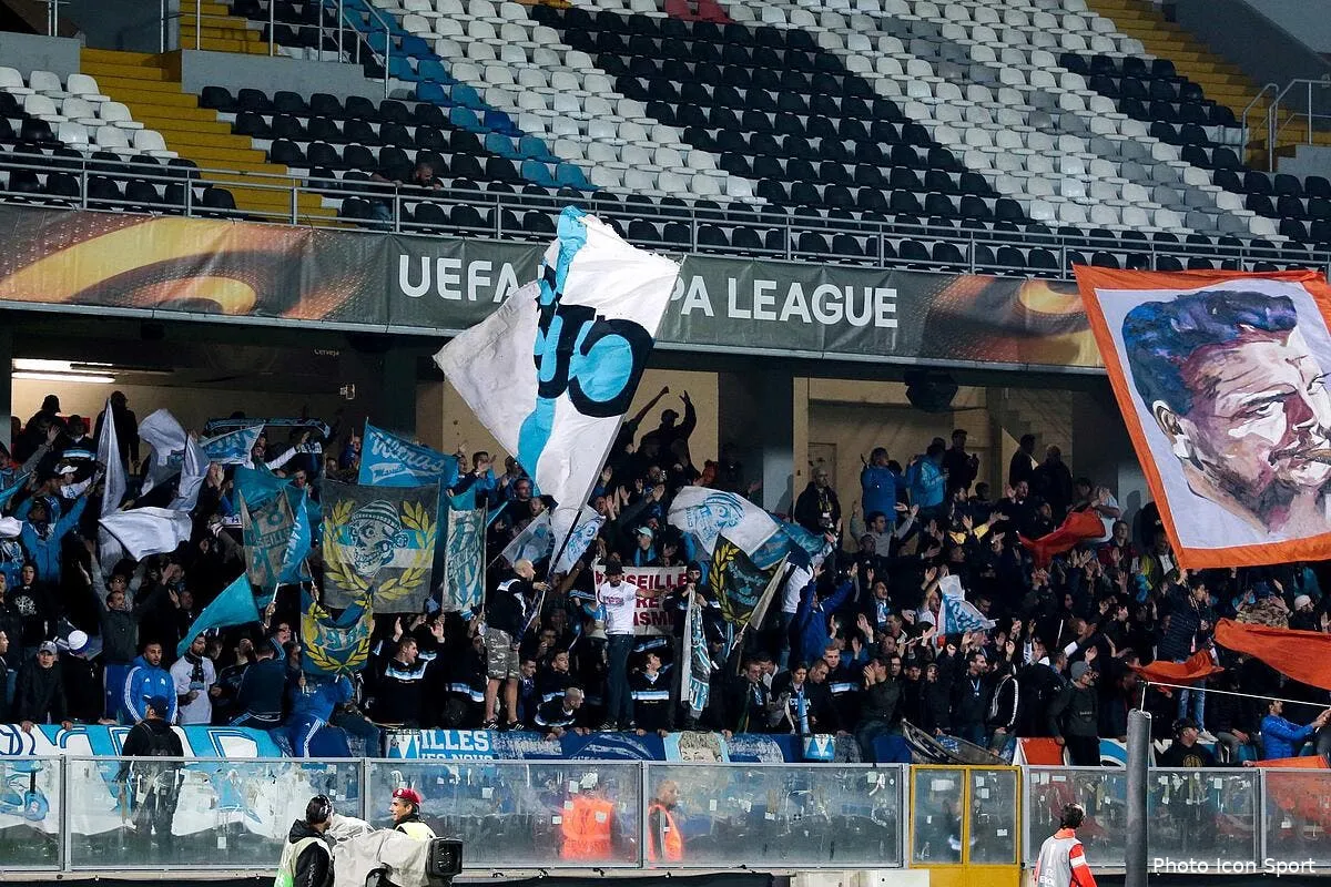 om des supporters racistes les fanatics repondent a pierre menes icon glo 021117 08 15199065
