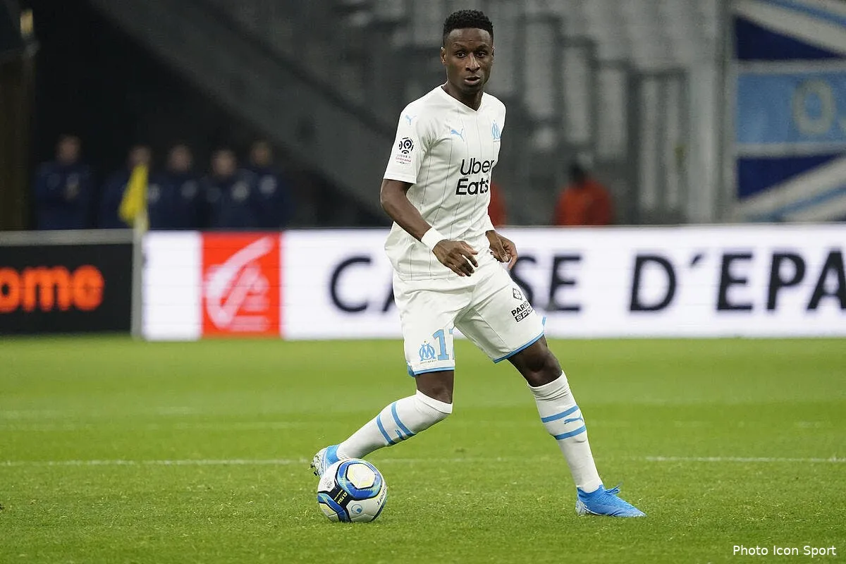 om dubois out bouna sarr se met a rever des bleus icon winter 29112019109528271573
