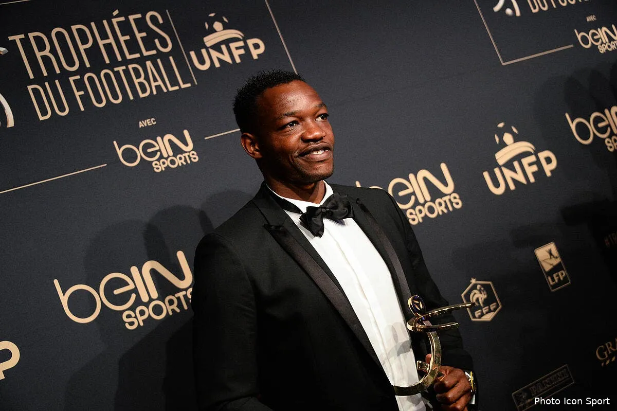 om dugarry accuse les dirigeants de crystal palace pour mandanda iconsport nlg 080516 17 101184519