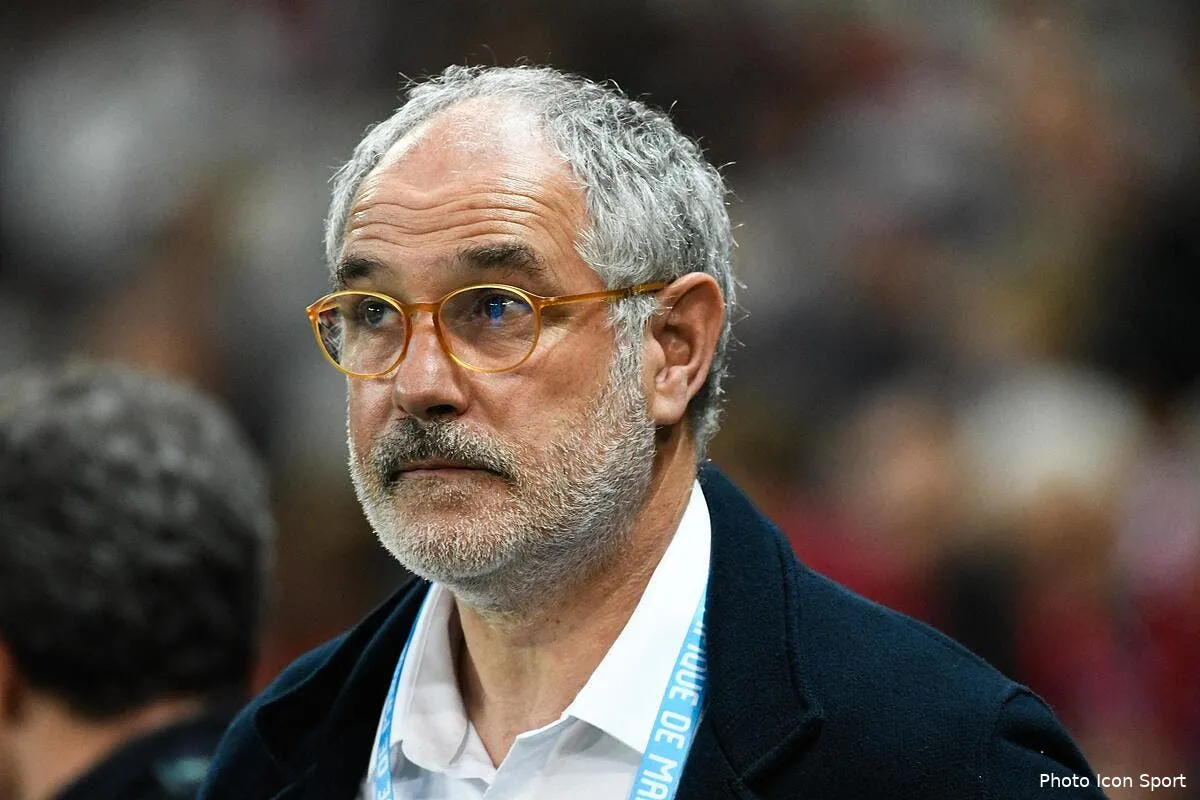 om dugarry secoue zubizarreta et lui propose un joueur du barca zubizarreta 5244445