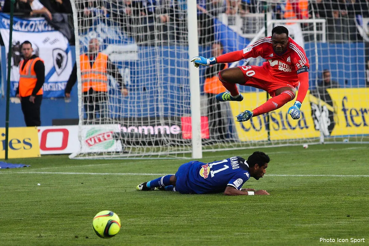 om ecoeure mandanda devrait partir iconsport mae 030416 02 05139486