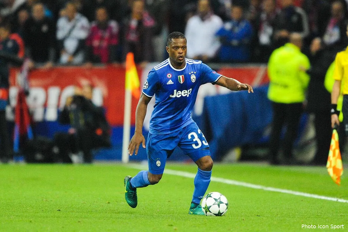 om evra revient pierre menes cache sa joie iconsport jpt 181016 08 04168510