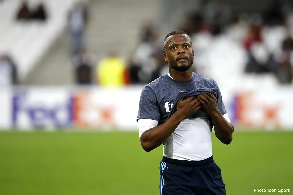 om evra va quitter marseille sans broncher evra 16199357