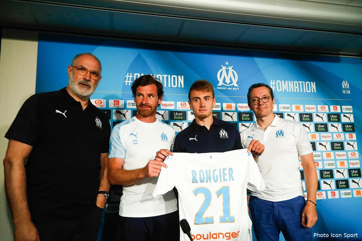 om eyraud supporter du psg eric di meco accuse icon ico 040919 01 09 303385