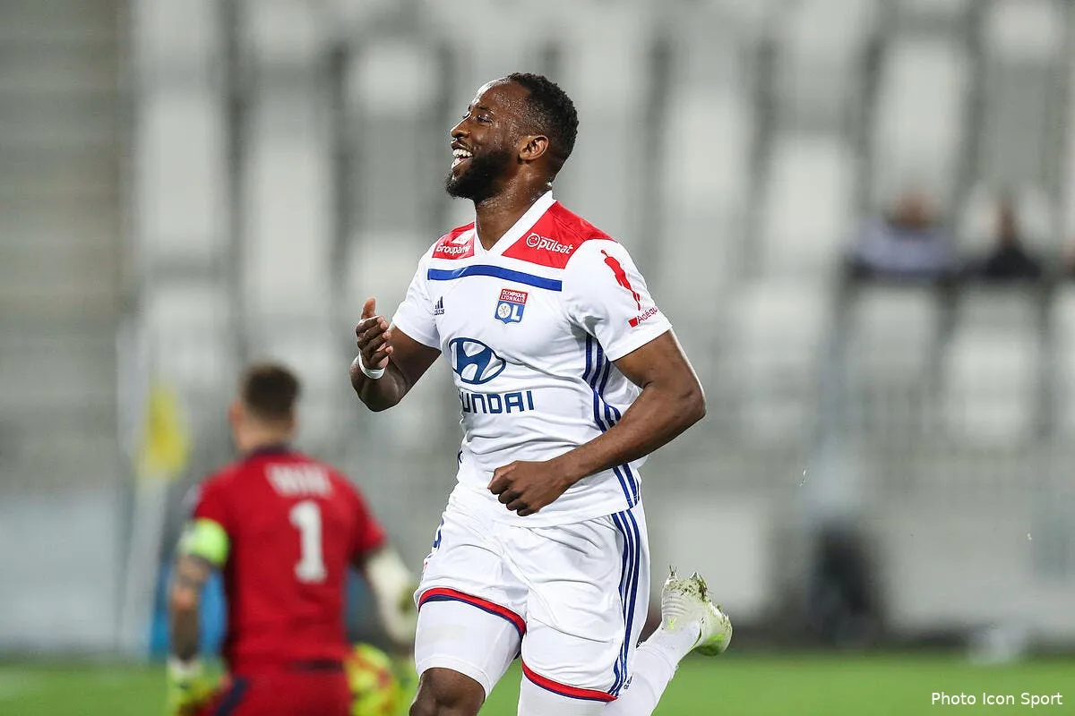 om garcia a ose dire non a ce buteur qui explose a lyon icon blo 260419 45 19253263