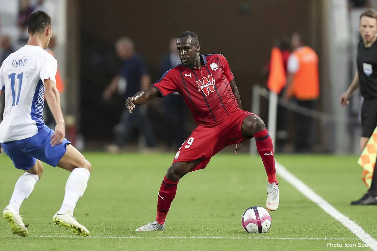 om garcia persiste et signe il ne veut pas d un grantatakan iconsport icon blo 160818 45 05227865