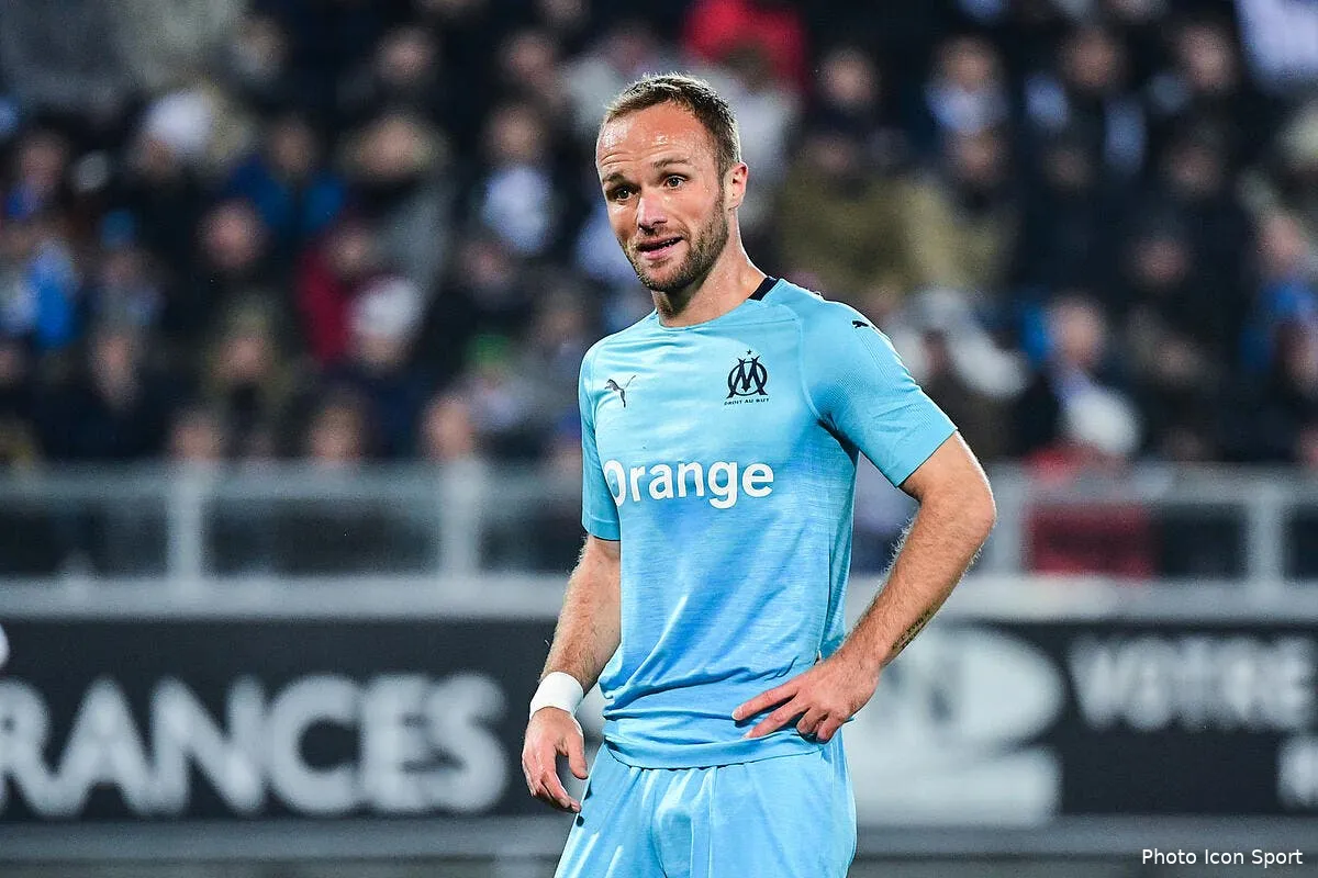 om germain ou mitroglou cet agent sait qui va partir au mercato icon dib 251118 12 15238581
