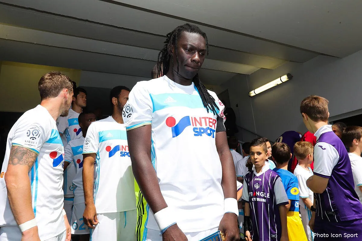 om gomis et marseille ca sent le divorce a l amiable iconsport blo 090417 93 63177766