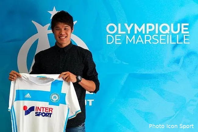 om hiroki sakai un defenseur nippon ni mauvais officiel sakai a signe a l om sakai 146918147780