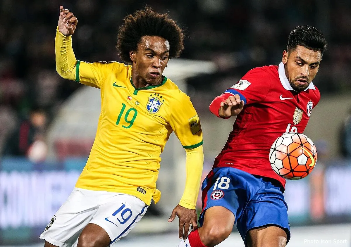 om il a refuse marseille au mercato et s en mort encore les doigts icon pho 091015 01 12250605