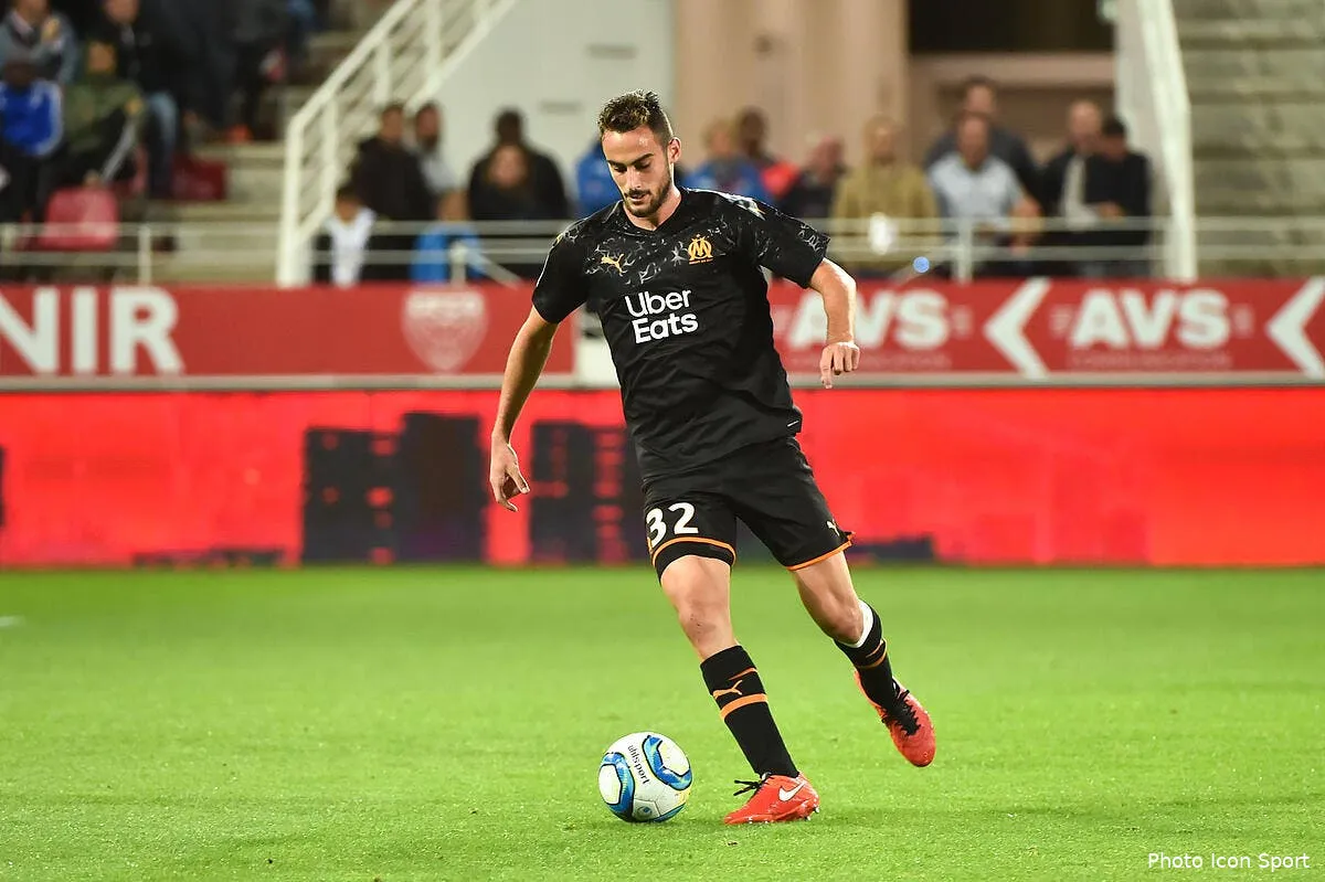 om il s est fait insulter a marseille c etait pour son bien icon poy 240919 03 22265833