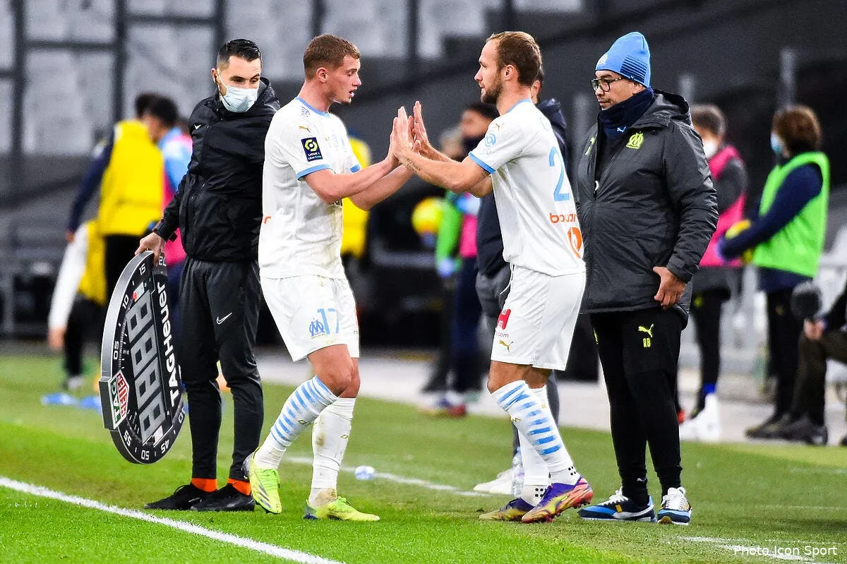 om interdiction de parler du titre les joueurs prevenus icon adim 121220 34 64 301761