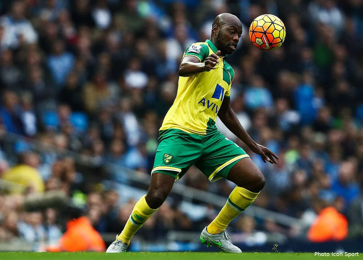 om l agent de mulumbu met les choses au point avec marseille iconsport bpi 311015 08 22150392