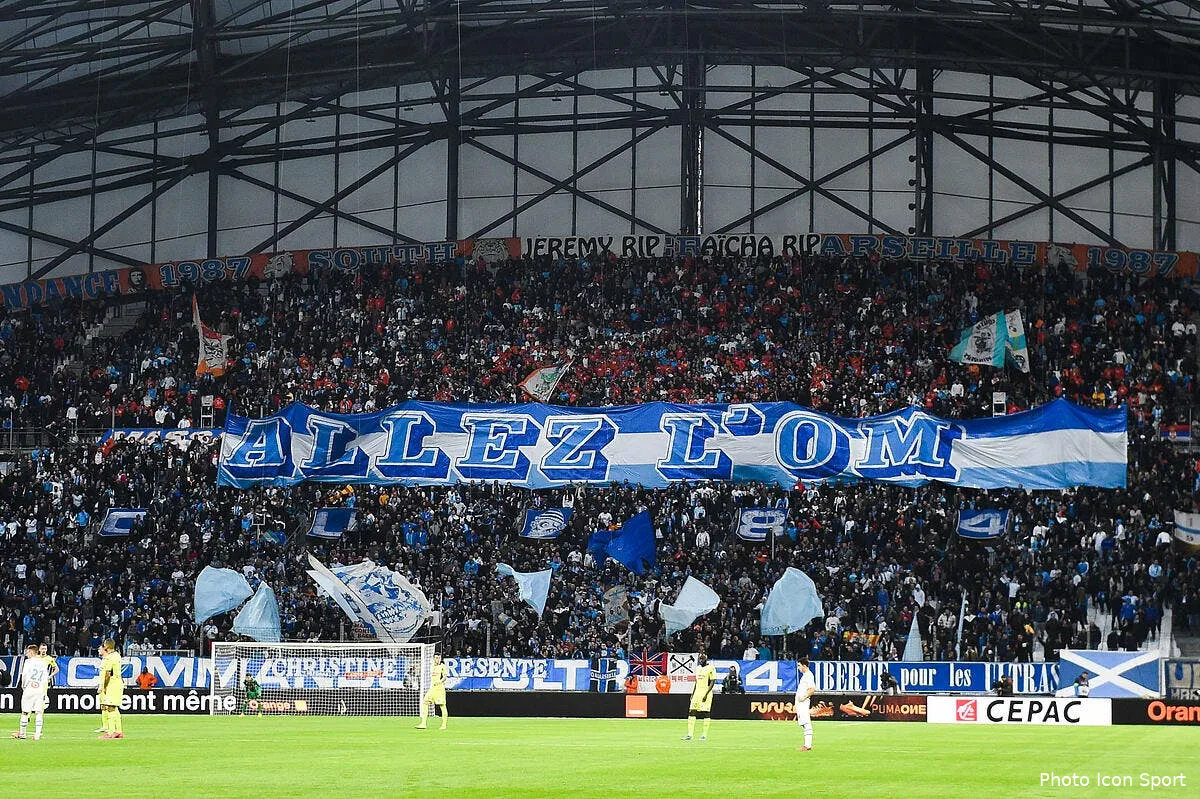 om l attitude des supporters landreau n en revient pas icon adim 250120 34 10276585