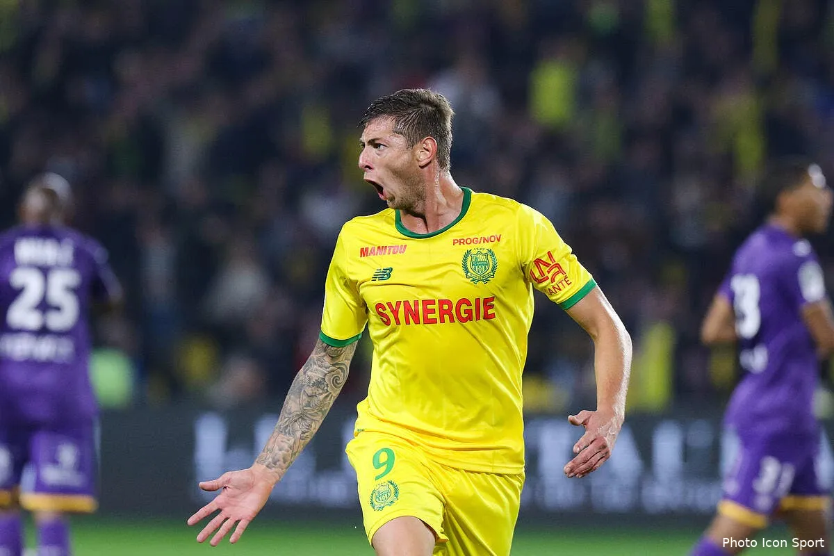 om l om cherche un attaquant cet agent souffle 8 idees au mercato icon lem 201018 93 03234847