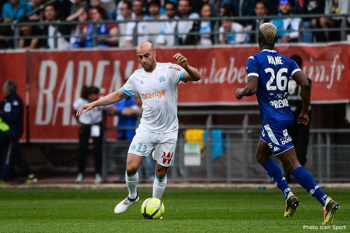 om l om sabre le champagne abdennour a enfin des courtisans icon bap 150418 93 167221499