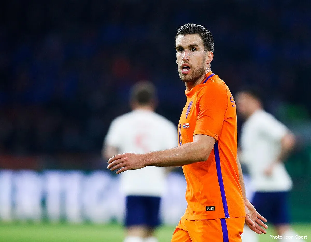 om l om veut faire craquer strootman avec une offre xxl iconsport icon spi 230318 08 10228633