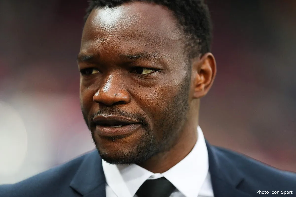 om la double peine pour mandanda un arbitre n est pas d accord iconsport icon fid 030518 08 194218577
