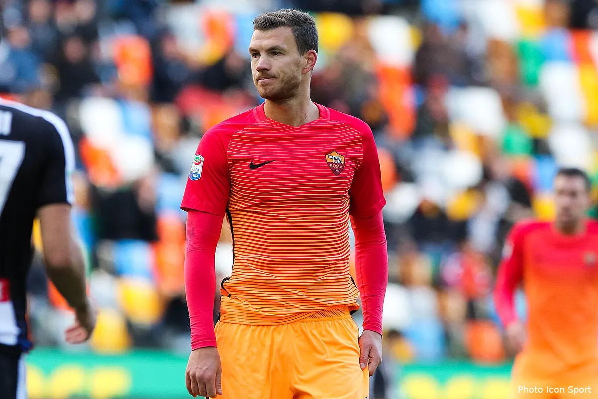 om la star de l attaque denichee en serie a iconsport liv 150117 89 05169906